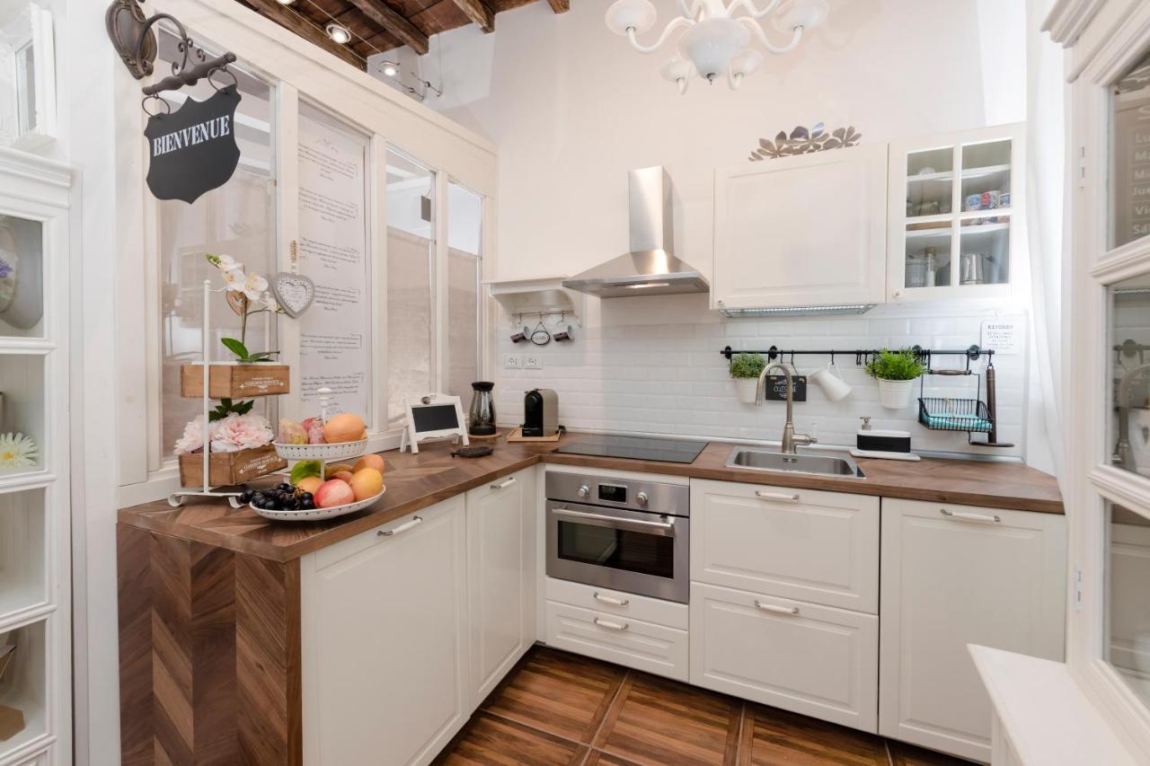 Capo Le Case, Romantic Flat Near Spanish Steps Buitenkant foto